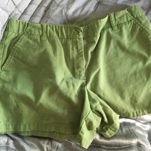 j crew green shorts
